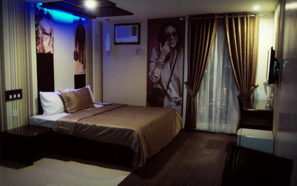 Icon Hotel North Edsa Quezon City Zimmer foto