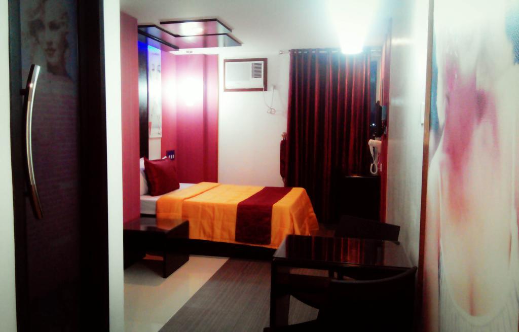 Icon Hotel North Edsa Quezon City Zimmer foto